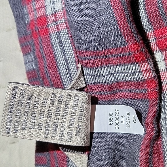 Deluth Trading Plaid Quality Red Gray White Womens Size Large Flannel - Picture 6 of 7